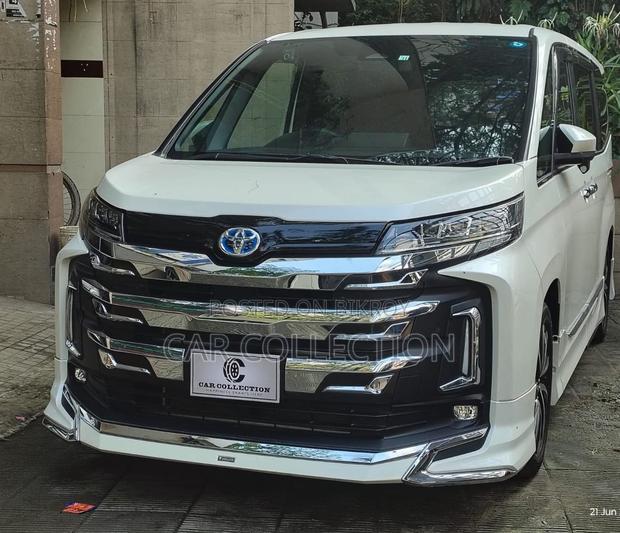Toyota Noah SZ 2022