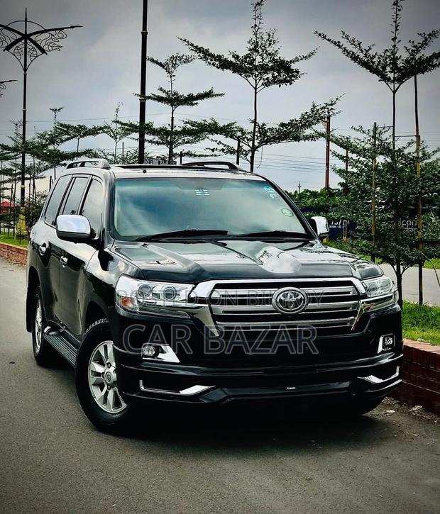 Toyota Land Cruiser V8 VXR DIESEL 2011