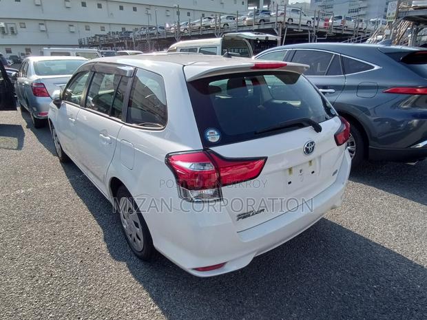 Toyota Fielder Ex package 2020