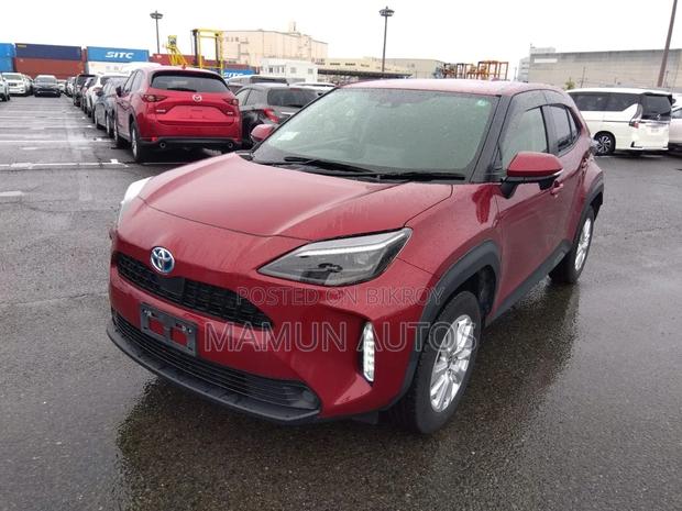 Toyota Yaris Cross G LED WINE 2020
