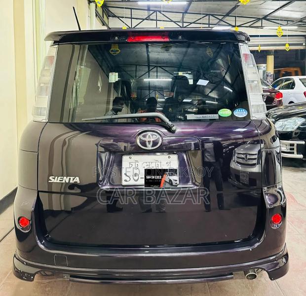 Toyota Sienta 1.5 FWD 2012 Purple