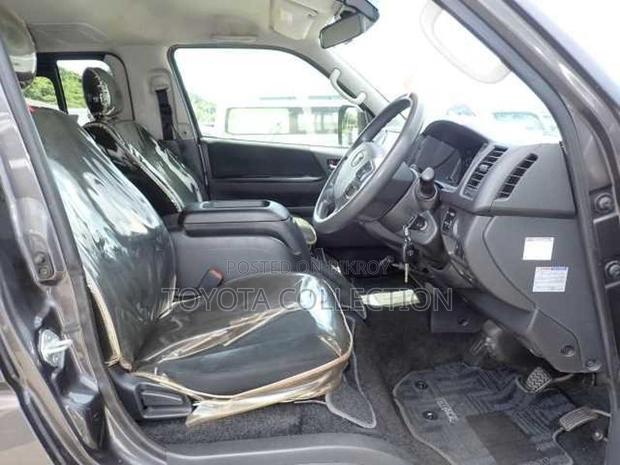Toyota Hiace SUPER GL KEY START 2020