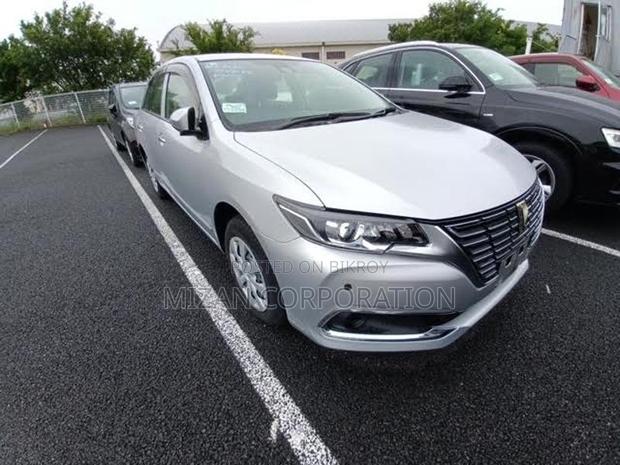 Toyota Premio FL 2020