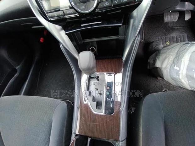 Toyota Premio FL 2020