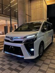 Toyota Voxy Zs Kiramik Pearl Hy 2020 for sale