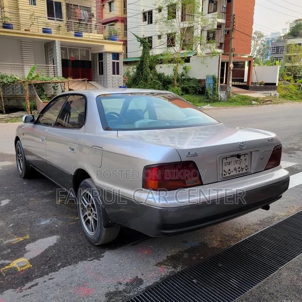 Toyota Vista 1999 Silver
