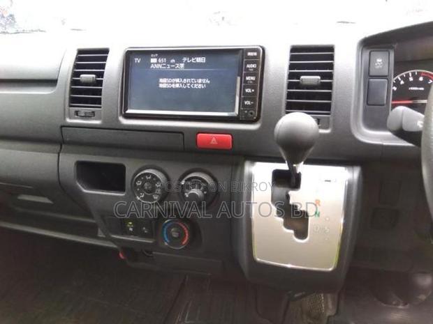 Toyota Hiace GL PACKAGE DUAL AC 2020