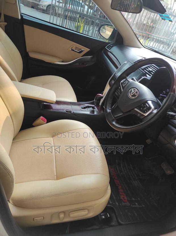 Toyota Premio fex pkz 2016
