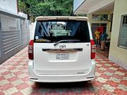 Toyota Noah SI GRADE PUSH 2013 for sale