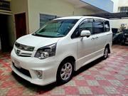 Toyota Noah SI GRADE PUSH 2013 for sale