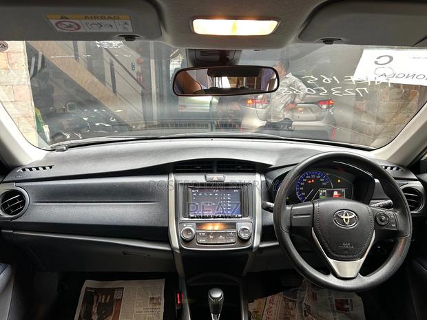Toyota Corolla Fielder 1.5 Hybrid FWD 2020 White