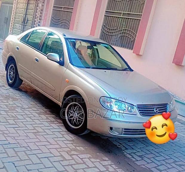 Nissan Sunny Ex Saloon Golden 2005 Gold
