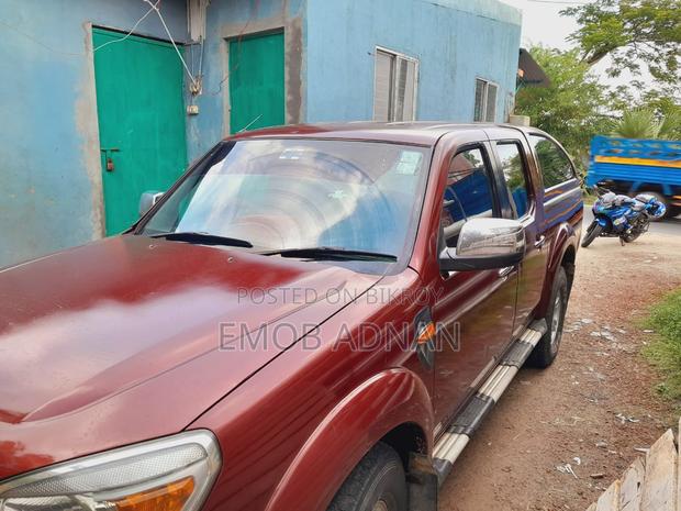 Ford Ranger . 2010
