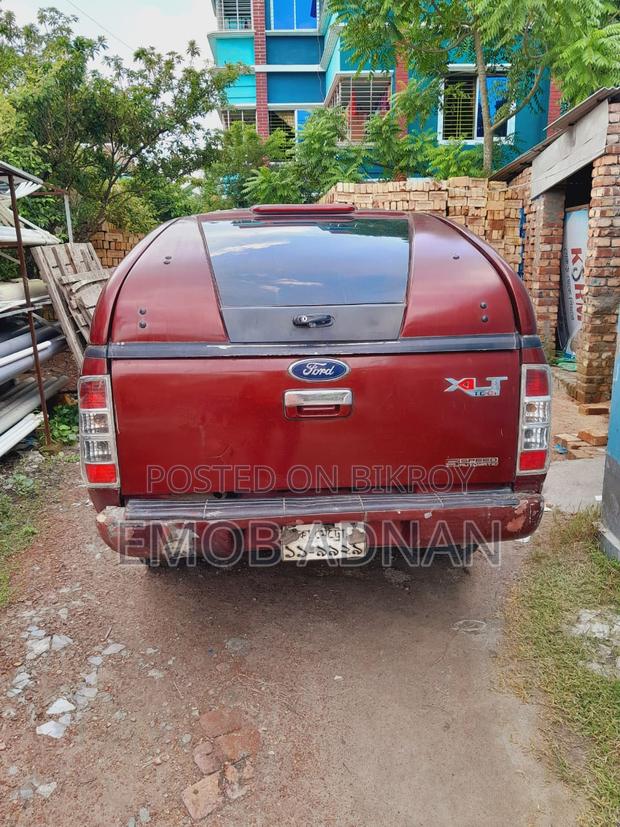 Ford Ranger . 2010