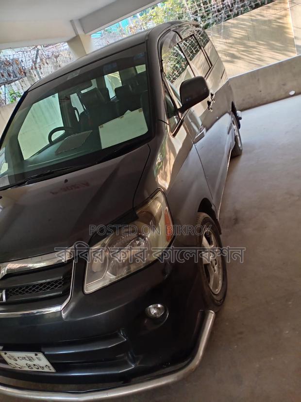 Toyota Noah x 2003