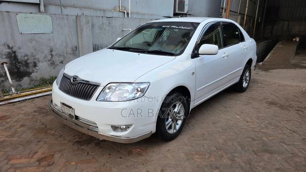 Toyota Corolla 2005 White