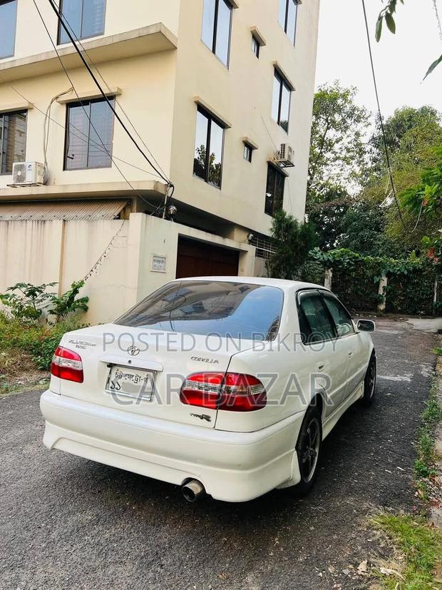 Toyota Corolla XE SALOON 110 1999