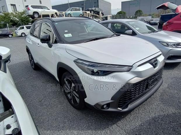 Toyota Corolla Cross Z Pearl Full Option 2024