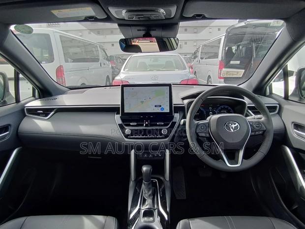 Toyota Corolla Cross Z Pearl Full Option 2024