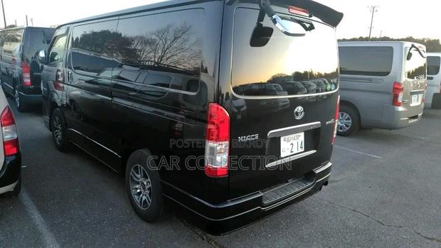 Toyota Hiace Super GL 2021
