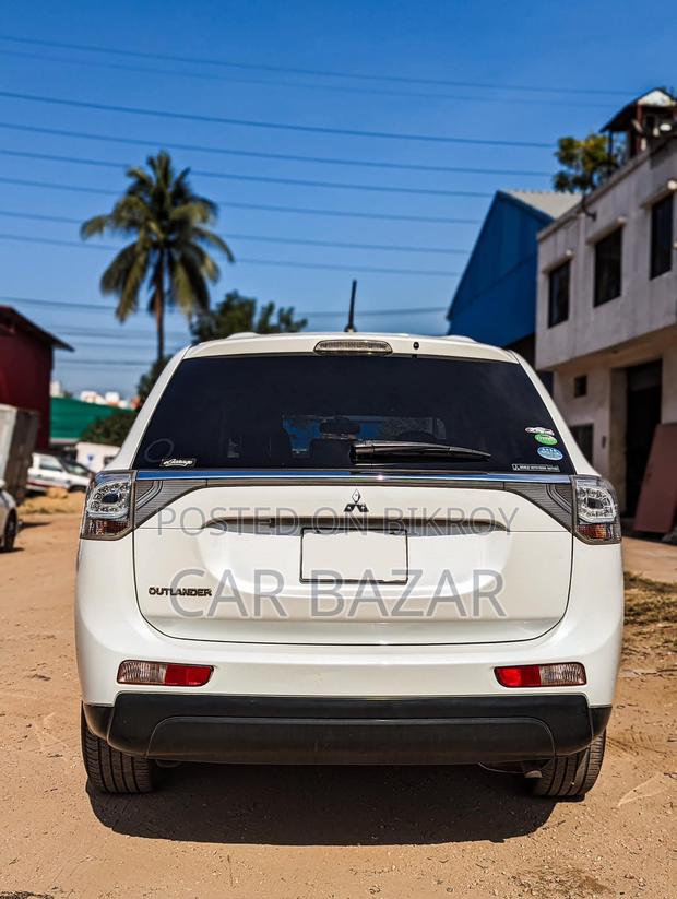 Mitsubishi Outlander 7Seater Suv 2013