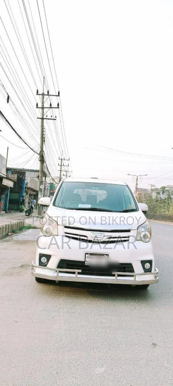 Toyota Noah Sunroof MoonRoof 2011