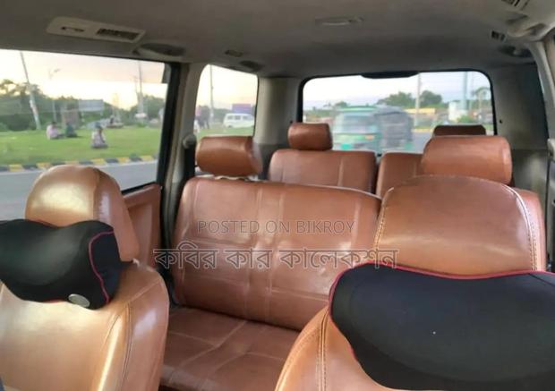 Toyota Noah x 2002