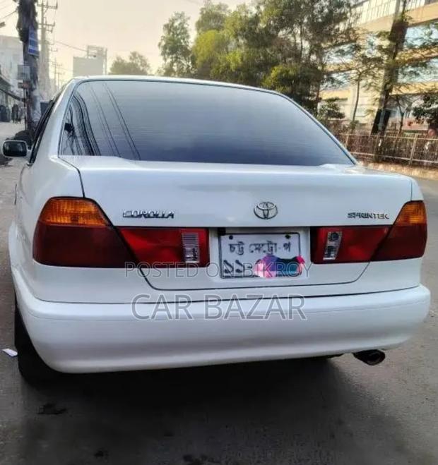 Toyota Sprinter XE VINTAGE SALOON 2000