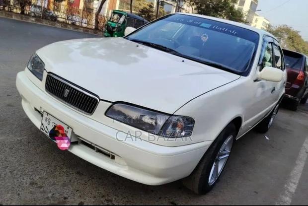 Toyota Sprinter XE VINTAGE SALOON 2000