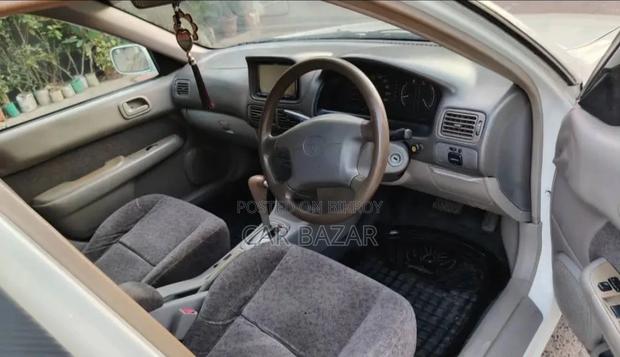 Toyota Sprinter XE VINTAGE SALOON 2000