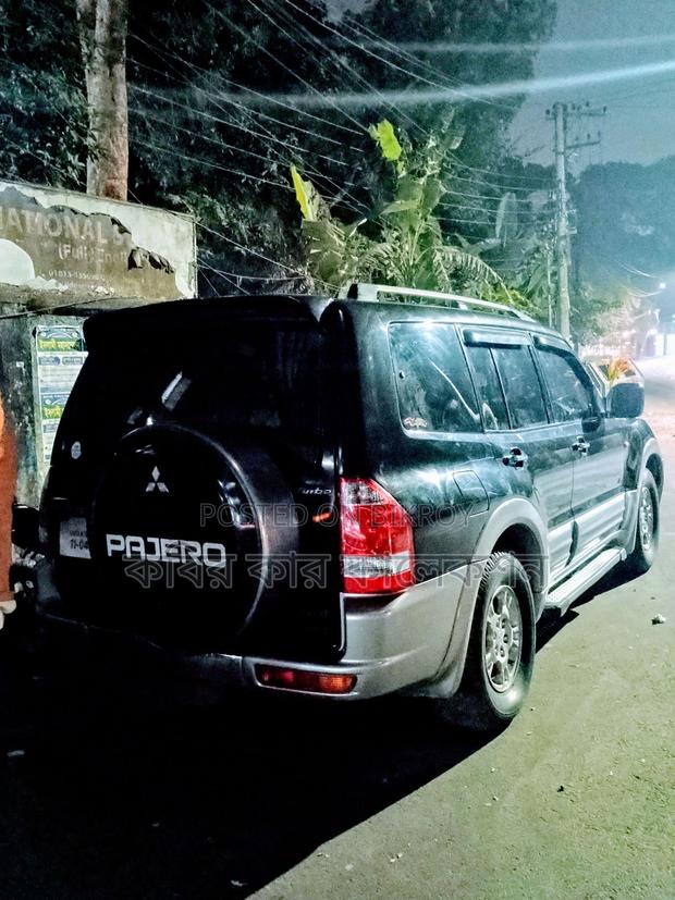 Mitsubishi Pajero V73 2003