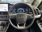 Toyota Voxy Hybrid SZ 2022 for sale