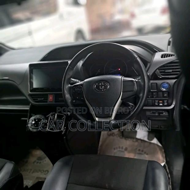 Toyota Noah Si Wxb Hybrid Black 2021