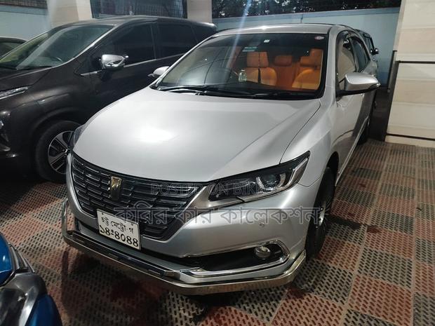 Toyota Premio fex pkz 2018