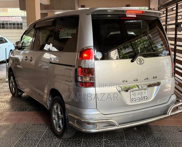Toyota Noah X SILVER 2003 Silver