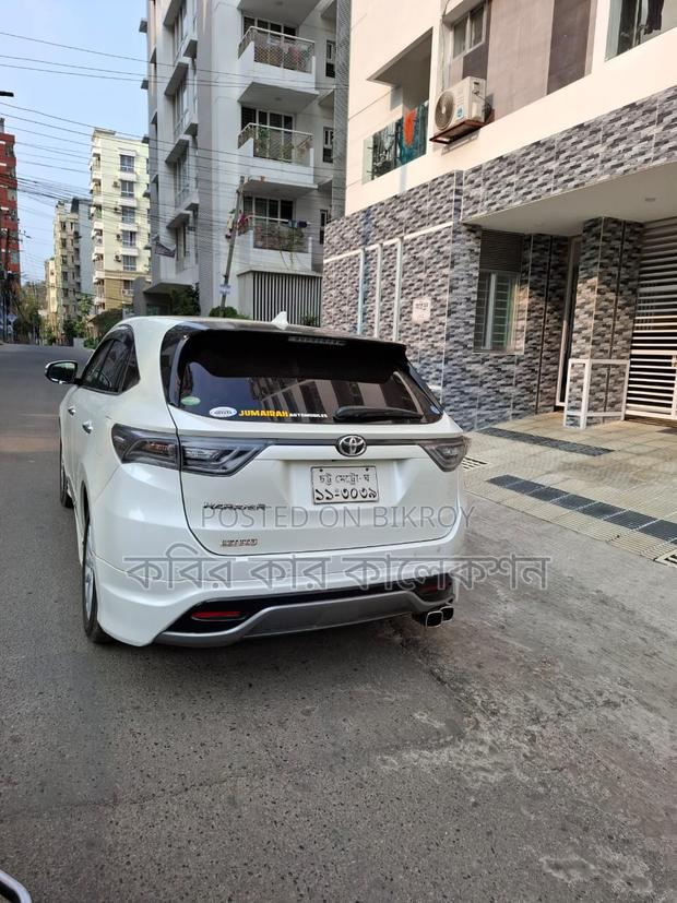 Toyota Harrier advance premium 2015