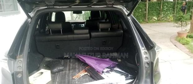 Toyota Harrier . 2015