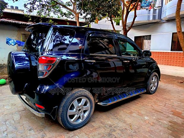 Toyota Rush black 2007