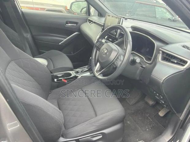 Toyota Corolla Cross S PKG HYBRID 2024