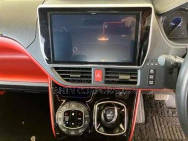 Toyota Voxy HY ZS Red Colour Int 2021