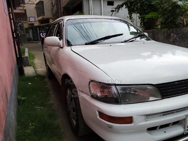 Toyota Stallion 2001 White