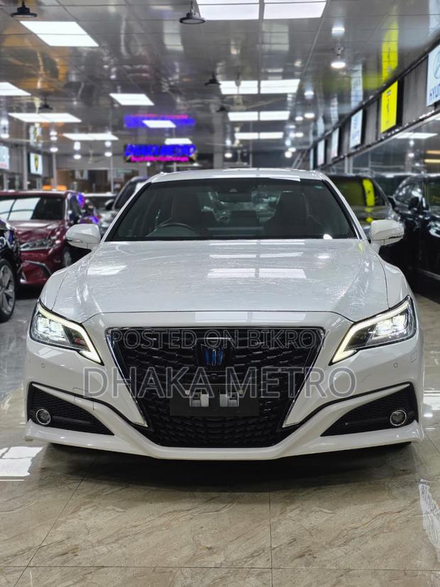 Toyota Crown 2020 Pearl