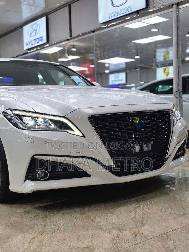 Toyota Crown 2020 Pearl
