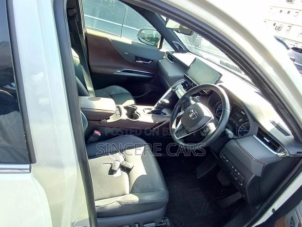 Toyota Harrier Z LEATHER FULL LOAD 2022