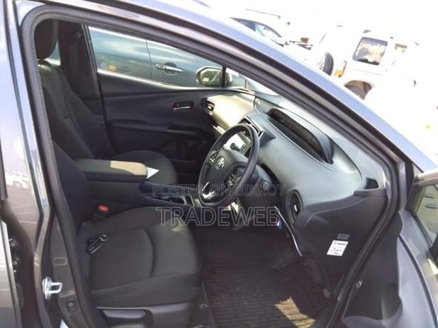 Toyota Prius 2020 Gray