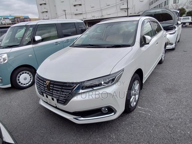 Toyota Premio F-EX 2020