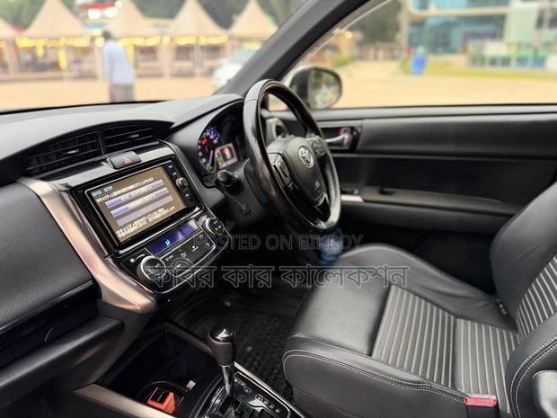 Toyota Fielder wxb hybrid 2018