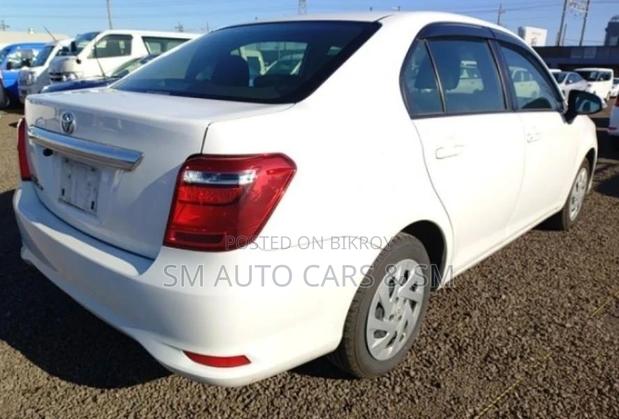 Toyota Axio Non Hybrid EX White 2022