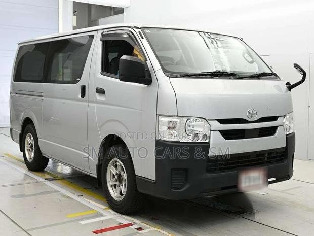 Toyota Hiace DX Silver Single AC 2021