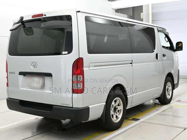 Toyota Hiace DX Silver Single AC 2021